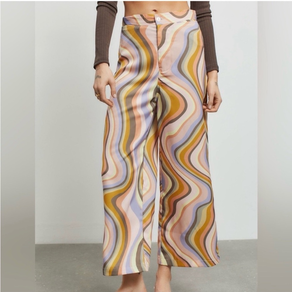 Urban Outfitters retro psychedelic swirl print wide leg pants M 6 8 - Picture 6 of 7